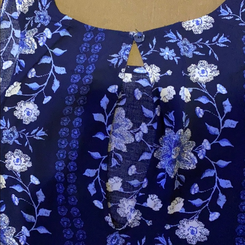 Navy patterned tank - Picture 4 of 4
